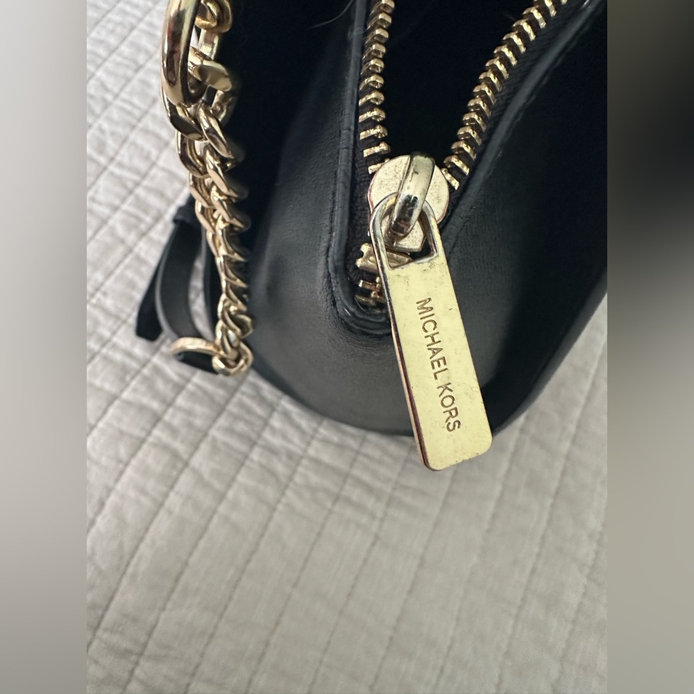 Michael Kors Large Ellis Leather Satchel - Picture 8 of 11